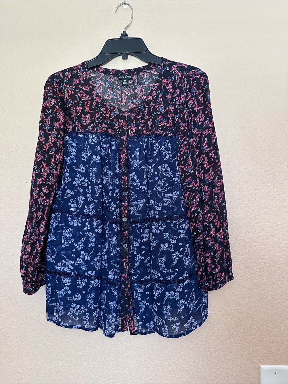 Lucky Brand Navy and Pink Floral Mixed-Print Button-Up Blouse